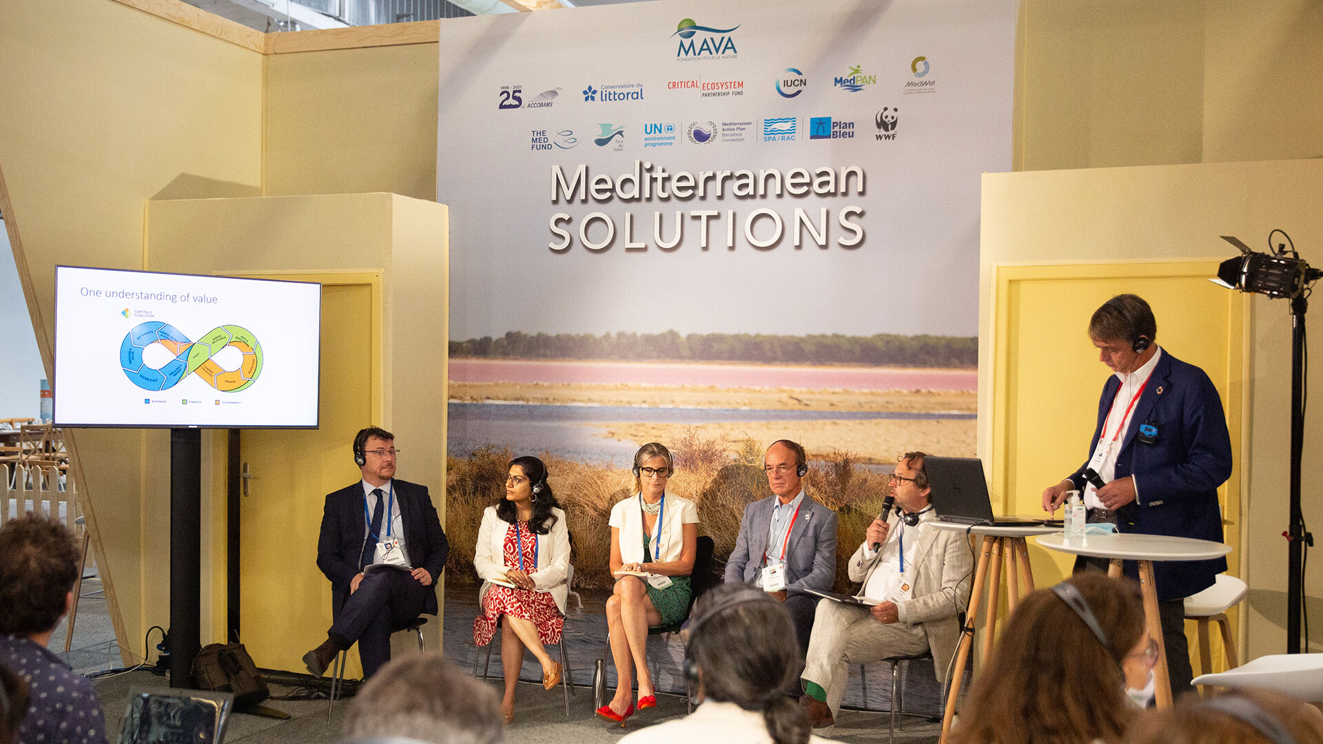 A photo of a panel discussion during the IUCN Congress